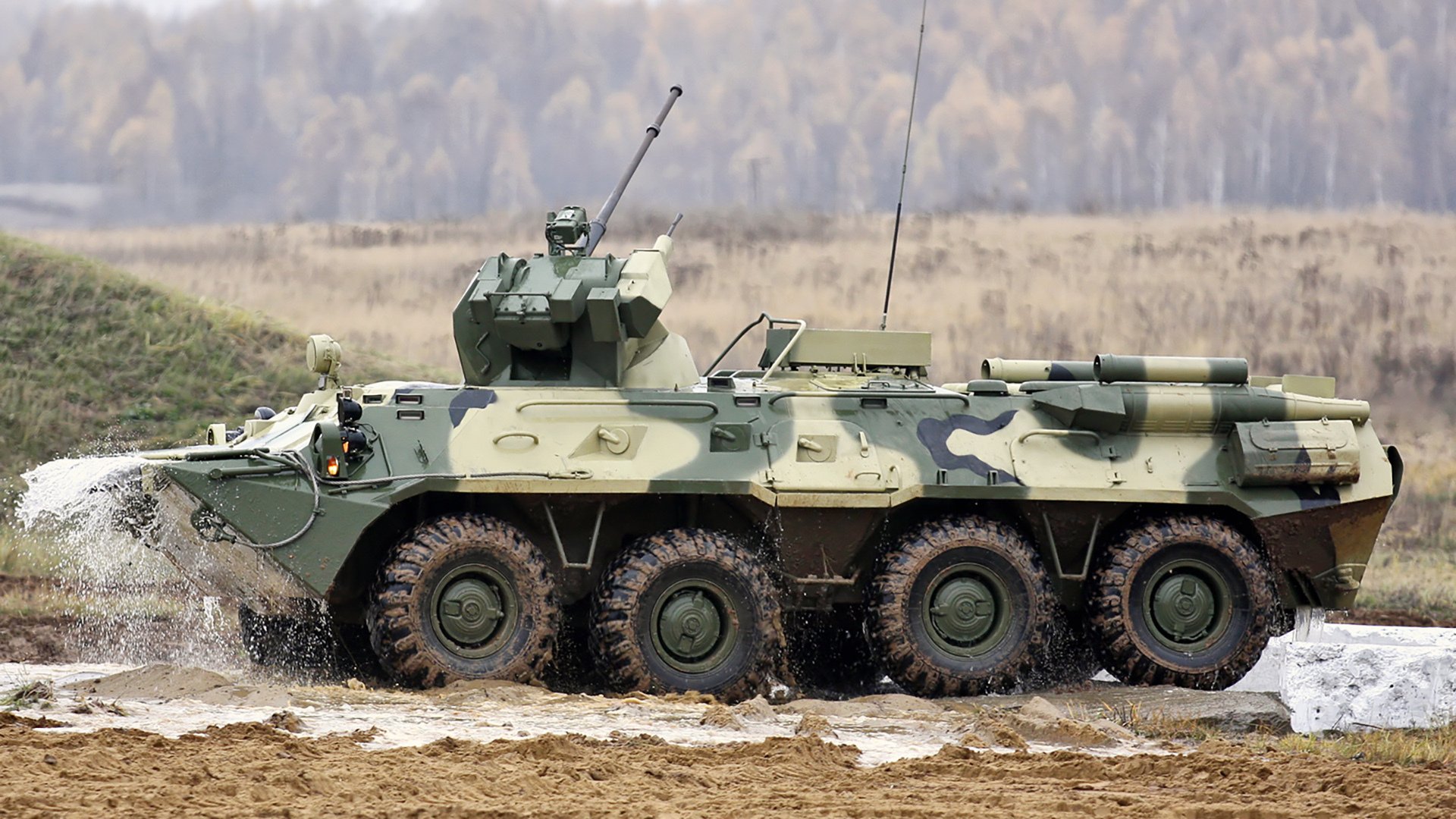 卡普尔凭借超高的竞技状态，帮助袋鼠队在比赛中屡屡得分，卡尔美袋鼠皮足球鞋